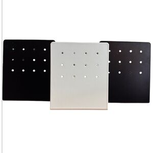 New Earring displays in black and white set of 4